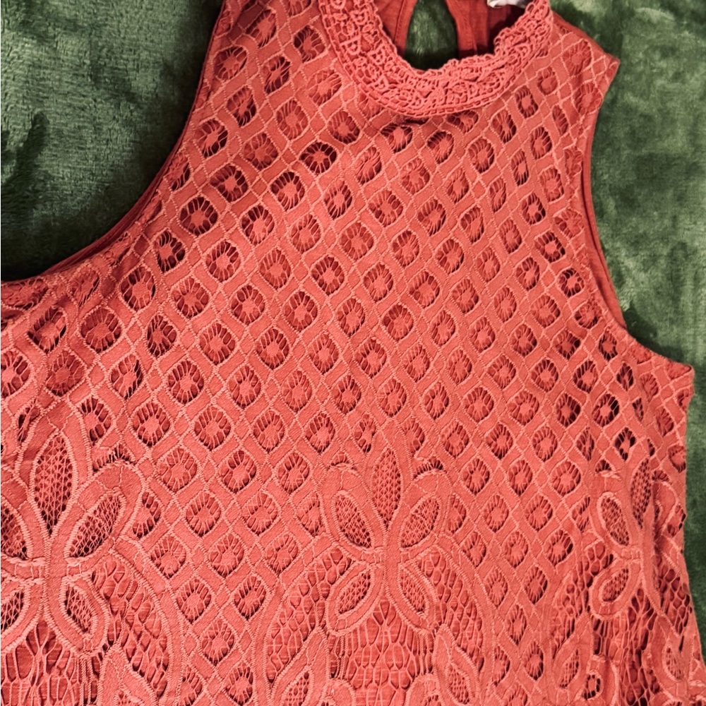 Vivid Elegant Sleeveless Tank Top Gorgeous Coral 🪸 Flowy Lined Lace